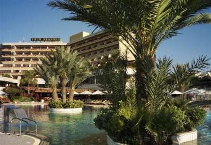 Отель Four Seasons в Лимассоле